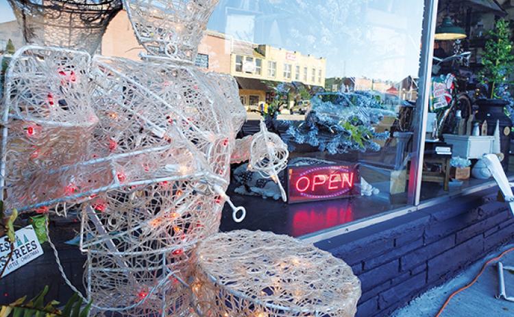 Photos by Samantha Sinclair/scoutingaround@cherokeescout.com Small businesses like The Black & White Market are open and ready to welcome holiday shoppers to downtown Murphy for Black Friday.