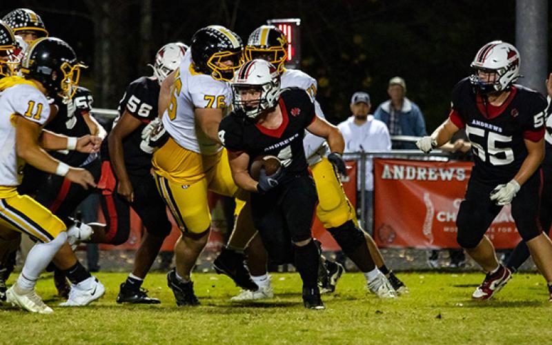 Cannon Crompton/sports@cherokeescout.com Andrews senior O’Malley Salinas runs during the Wildcats’ game against Murphy on Oct. 17. 