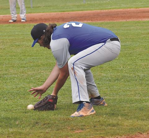 Justin Fitzgerald/address@cherokeescout.com Hiwassee Dam first baseman Colt Meyers fields a grounder during the Eagles’ 3-1 loss at Murphy on Friday.
