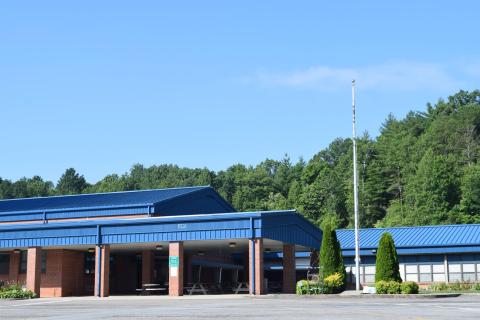 Hiwassee Dam High School