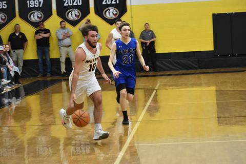 Justin Fitzgerald/sports@cherokeescout.com Murphy’s Zack Skogen tries to get to the hoop during the Bulldogs’ 67-64 win over Cherokee on Jan. 25.