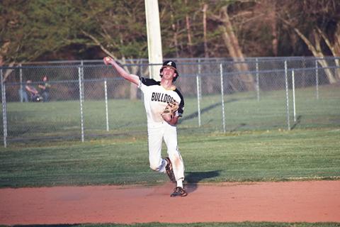 Justin Fitzgerald/sports@cherokeescout.com Murphy shortstop Will Carringer fires the ball to first during Rabun Gap’s 14-2 win over the Bulldogs on April 4.
