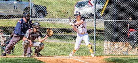 Sam Jokich/Staff Correspondent Murphy’s Braden Rumfelt tries to square up the ball during the Bulldogs’ 9-1 win over Andrews on April 19.