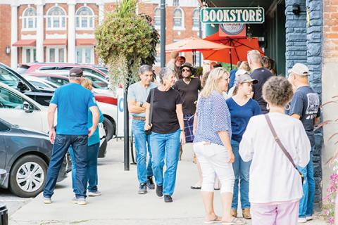 Photos by Sam Jokich/Staff Correspondent The First Friday Murphy Art Walk was held downtown on Sept. 2 under cool skies, with fall trying to sneak in a little early. The next Art Walk is planned for Oct. 7.