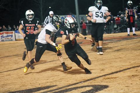 Photos by Justin Fitzgerald/sports@cherokeescout.com Andrews’ Eli Aguilar looks for running room during the Wildcats’ 42-21 loss to Draughn in the fourth round of the state 1A playoffs Friday night.