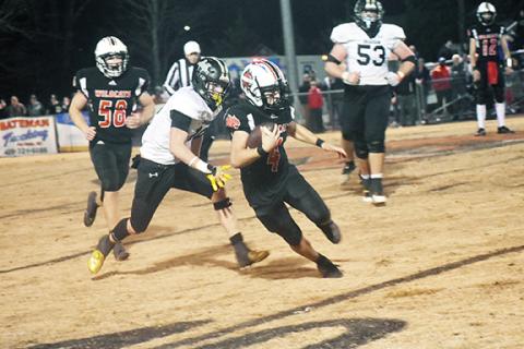Photos by Justin Fitzgerald/sports@cherokeescout.com Eli Aguilar (top photo) and Dalton Rose (below photo) are poised to play big roles for Andrews football this fall.