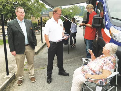 Steven Inglima/Contributing Photographer U.S. Rep. Chuck Edwards (R-N.C.) was in front of the Murphy Police Department on June 29 to meet with local residents, who asked questions about such topics as voter integrity in elections and funding of the war in Ukraine.