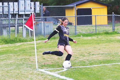 Cannon Crompton/sports@cherokeescout.com Brooklyn Johnson takes a corner kick in the second half against Franklin on April 4. 