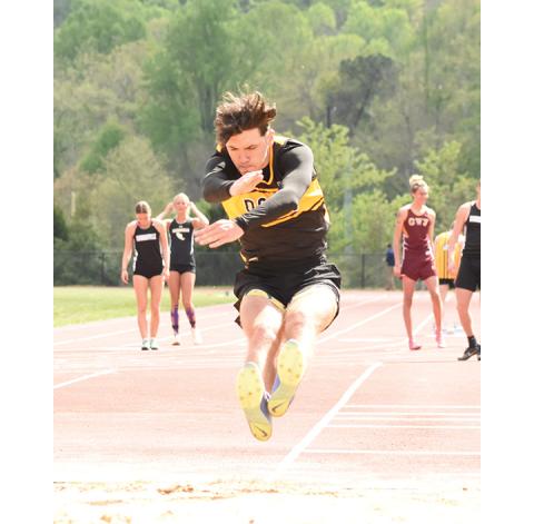 Kevin Hensley/The Graham Star Murphy’s Cale Harger gives it his all during the Smoky Mountain Conference Track & Field Championship meet on May 1 in Cherokee. He competed in the long jump and 200-meter dash during the 1A West Regional meet Saturday at Montreat College in Black Mountain.