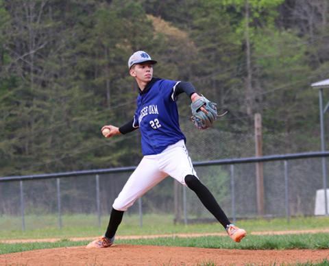 Cannon Crompton/sports@cherokeescout.com Hiwassee Dam’s Dawson Headley delivers a pitch against Cherokee on April 26.