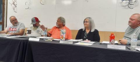 Andrews mayor pro-tem: Members of the Andrews Board of Aldermen discuss the next mayor pro tem for the board during Thursday’s meeting at the Andrews Public Library.