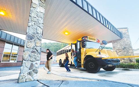 Randy Foster/editor@cherokeescout.com Students arrive at the front entrance of Murphy Middle School on Monday, the first day of classes for the 2024-25 school year in Cherokee County.