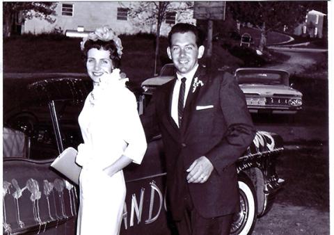 Mary Jacquelyn (Jackie) Puett and Charles Richard (Dick) Higdon were married on May 5, 1962, and their marriage spanned 62 years. 