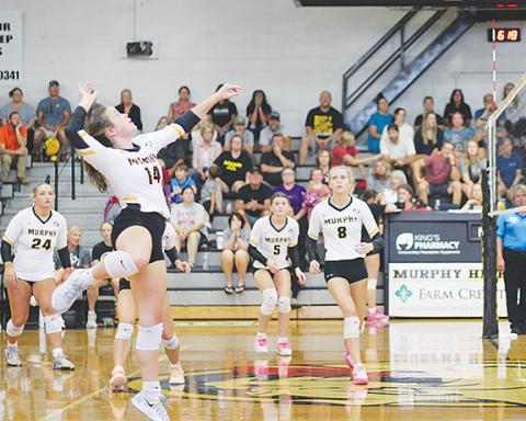 J.R. Carroll/Staff Correspondent Murphy’s Jenna Cook gets set to return an Andrews volley in their match on Sept. 3.