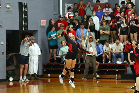 Cannon Crompton/sports@cherokeescout.com Andrews’ Mady Queen serves the ball during the match against Hayesville on Oct. 9.
