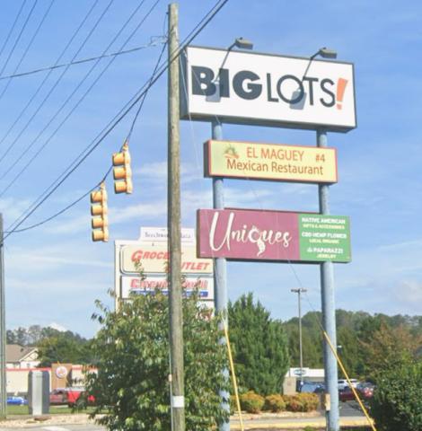 Big Lots’ store at 1450 Andrews Road in Murphy anchors the Beechwood Plaza shopping center.  Google Street View image