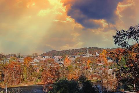 Samuel Jokich/Staff Correspondent The sun was shining brightly on downtown Murphy earlier this month, as shown from the area near the pyramid.