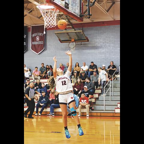 Cannon Crompton/sports@cherokeescout.com Drea Cutshaw of Andrews goes up for a layup against Hiwassee Dam on Nov. 25.