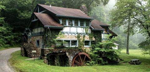 John C. Campbell Folk School wouldn’t be what it is today without the two women who founded it.