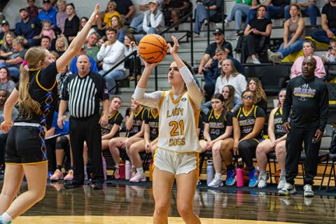 Cannon Crompton/sports@cherokeescout.com Murphy senior Ella Howard takes a shot against Highland Tech on Thursday. 