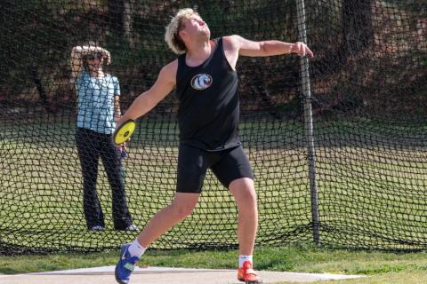 Aaron Harger of Murphy competes in the discus on April 1.