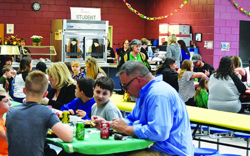 Many people from the Andrews Valley enjoyed a pre-Thanksgiving meal on Nov. 27 in the Andrews Middle School cafeteria. Photo by Samantha Sinclair