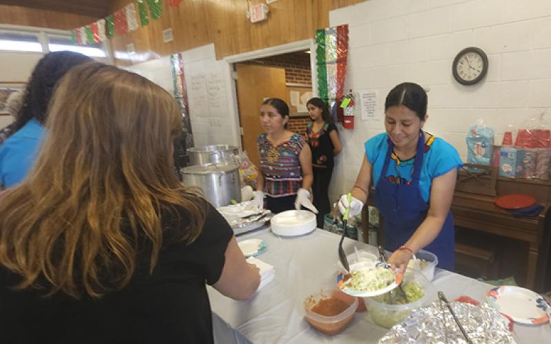 Church brings Mexican Independence Day festivities to Andrews.