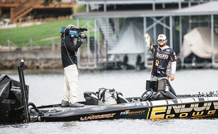 Robert Gee showing off a bass while in competition last season.
