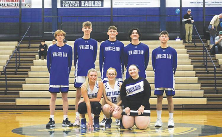 Cannon Crompton/sports@cherokeescout.com Hiwassee Dam’s senior basketball players and cheerleaders were honored on Feb. 13. Back row (from left): Cameron Dills, Dawson Headley, Jonah Hamby, Clay Davis and Kyle Taylor. Front row (from left): Katie McNabb, Shelby Kester and Madison Shorette.